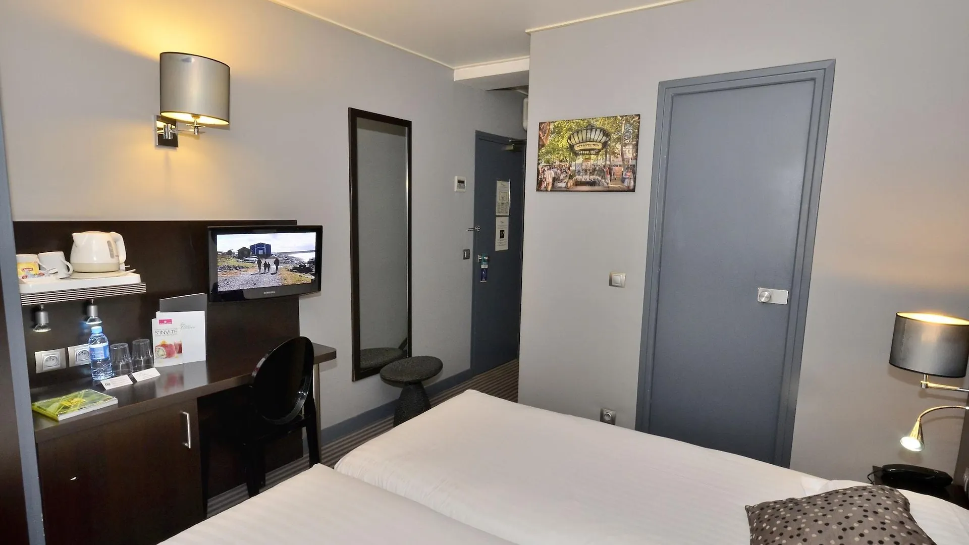 Logis Jardin De Villiers Hotel 3*