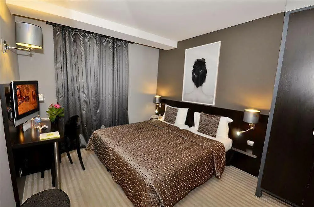 Logis Jardin De Villiers Hotel Paris